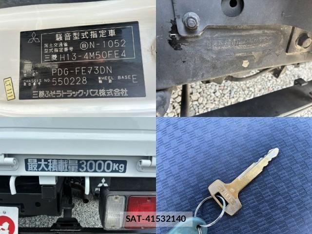 MITSUBISHI FUSO CANTER 2009-05 8223555-8