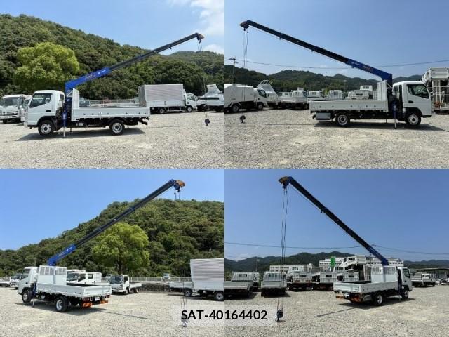 MITSUBISHI FUSO CANTER 2019-09 8223556-5
