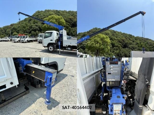 MITSUBISHI FUSO CANTER 2019-09 8223556-8