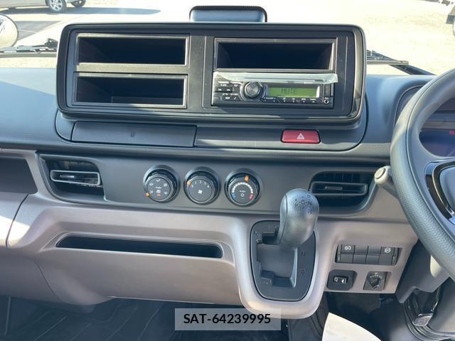 MITSUBISHI FUSO CANTER 2025-10 8224754-12