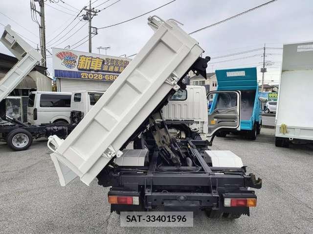 MITSUBISHI FUSO CANTER 2006-12 8225563-11