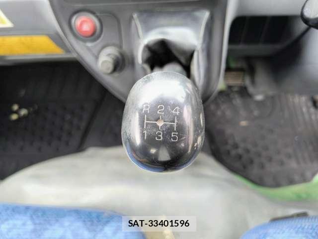MITSUBISHI FUSO CANTER 2006-12 8225563-18