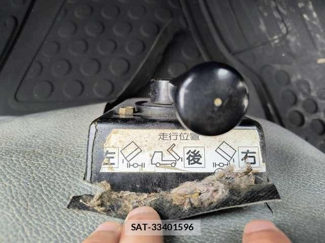 MITSUBISHI FUSO CANTER 2006-12 8225563-19