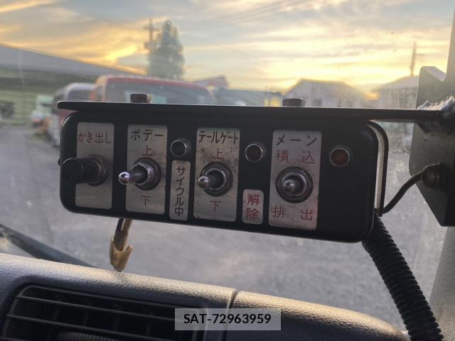 MITSUBISHI FUSO CANTER 2003-09 8225606-11