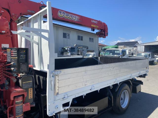 MITSUBISHI FUSO CANTER 2012-09 8225619-15