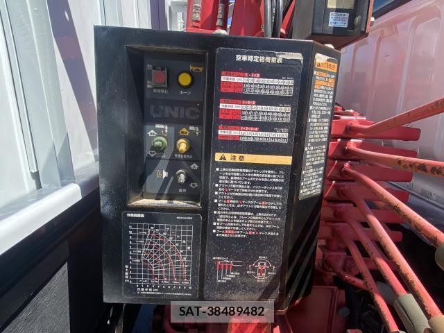 MITSUBISHI FUSO CANTER 2012-09 8225619-19