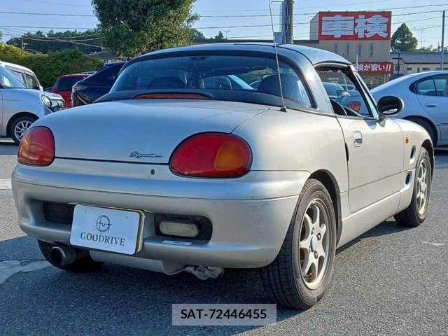 Suzuki CAPPUCCINO 1992-01 8222666-1