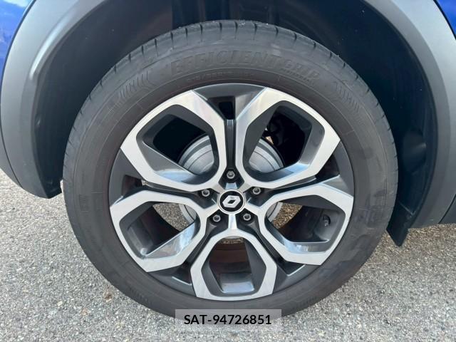Renault CAPTUR 2023-08 8221458-1