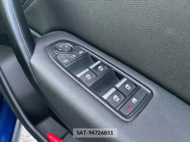 Renault CAPTUR 2023-08 8221458-11