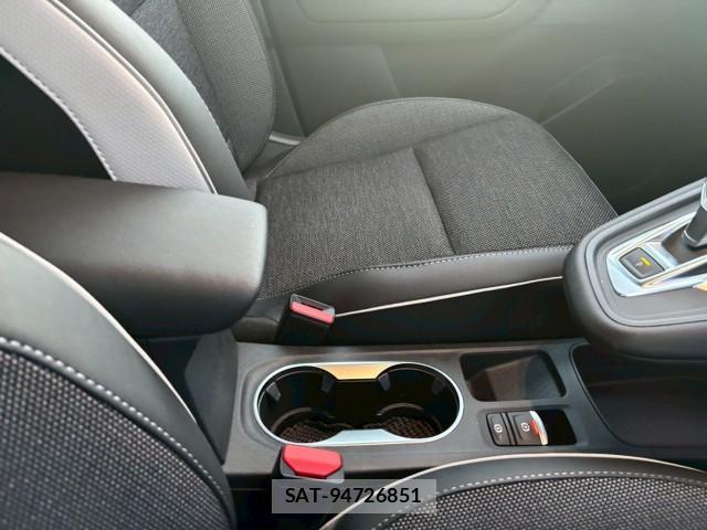 Renault CAPTUR 2023-08 8221458-19
