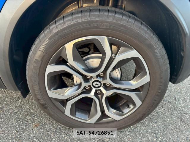 Renault CAPTUR 2023-08 8221458-3