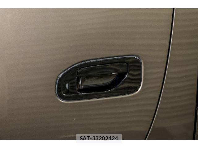 Nissan Caravan 2023-02 8216130-18
