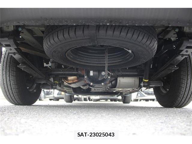 Nissan Caravan 2024-02 8222105-16