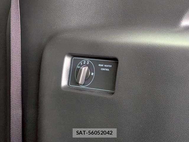 Nissan Caravan 2026-07 8223428-11