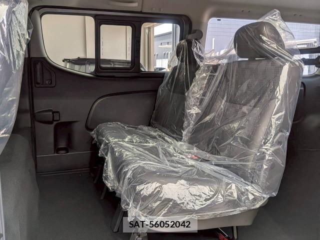 Nissan Caravan 2026-07 8223428-16