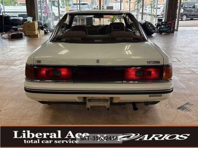 Toyota CARINA ED 1986-01 8218476-2