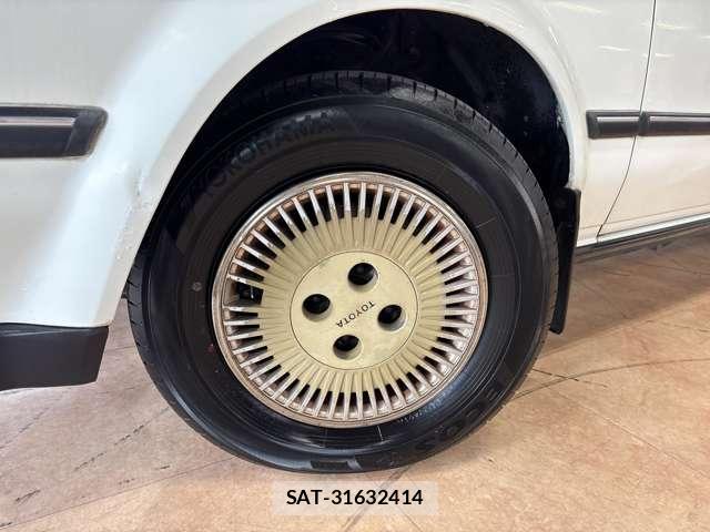 Toyota CARINA ED 1986-01 8218476-9
