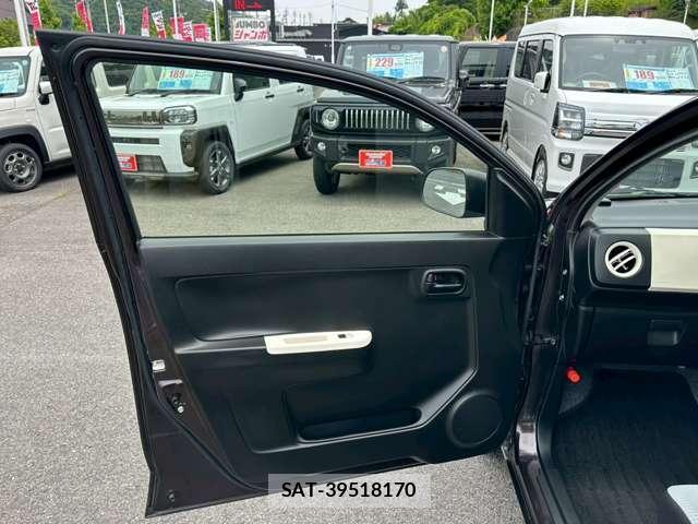 Mazda CAROL 2018-02 8218169-10