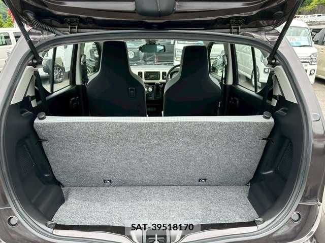 Mazda CAROL 2018-02 8218169-7