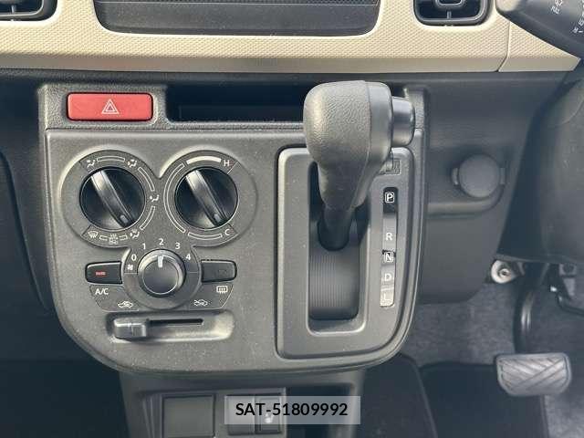 Mazda CAROL 2019-06 8218230-6