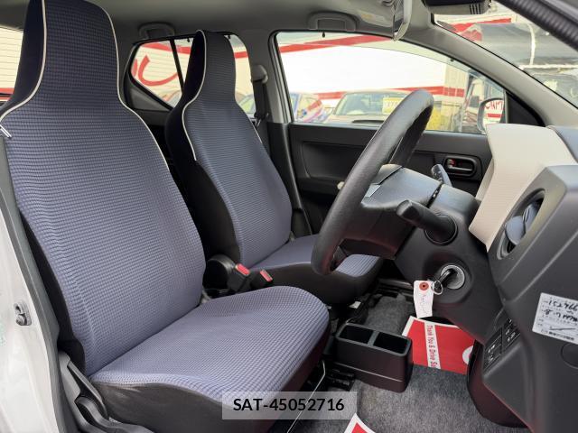 Mazda CAROL 2021-10 8221030-6