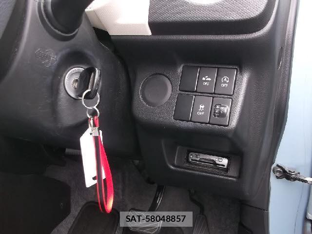Mazda CAROL 2017-07 8224846-6