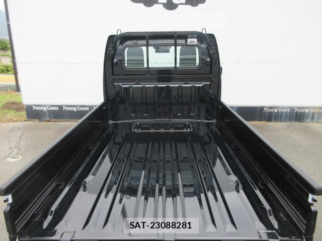 Suzuki CARRY TRUCK 2026-06 8216284-13
