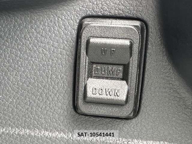 Suzuki CARRY TRUCK 2026-03 8218280-5