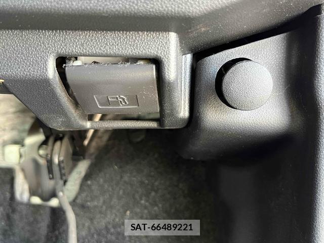 Daihatsu CAST 2017-06 8216733-16