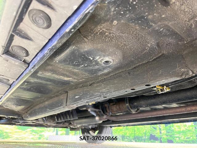 Daihatsu CAST 2016-12 8221101-18