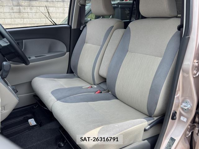 Daihatsu CAST 2017-06 8222325-11