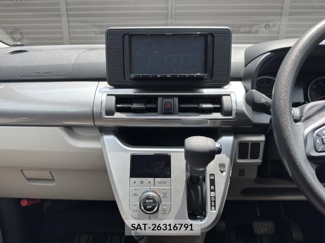Daihatsu CAST 2017-06 8222325-18