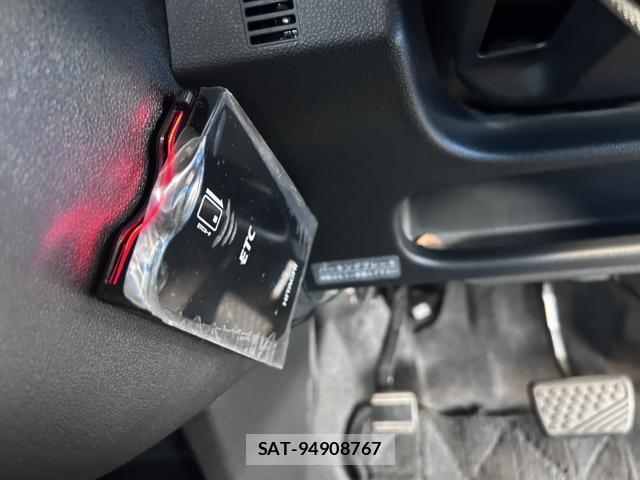 Daihatsu CAST 2015-09 8224256-14