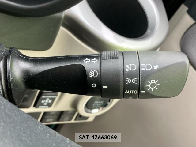 Daihatsu CAST 2018-08 8225233-15