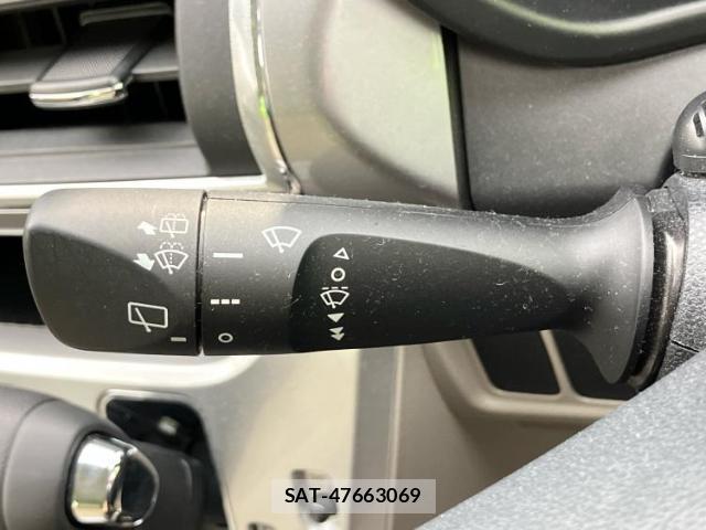 Daihatsu CAST 2018-08 8225233-16