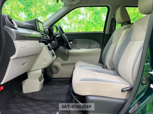Daihatsu CAST 2018-08 8225233-5