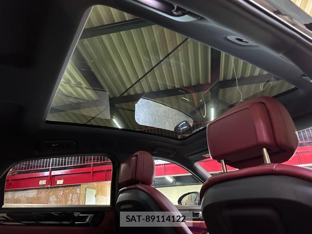 Porsche CAYENNE 2022-06 8223007-3