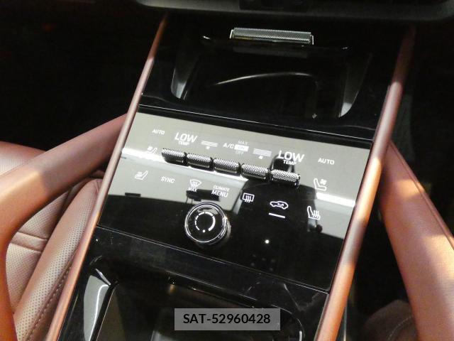 Porsche CAYENNE 2024-02 8220079-15