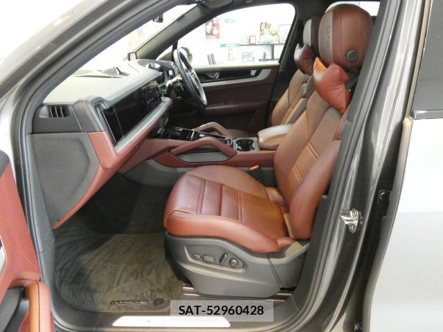 Porsche CAYENNE 2024-02 8220079-19