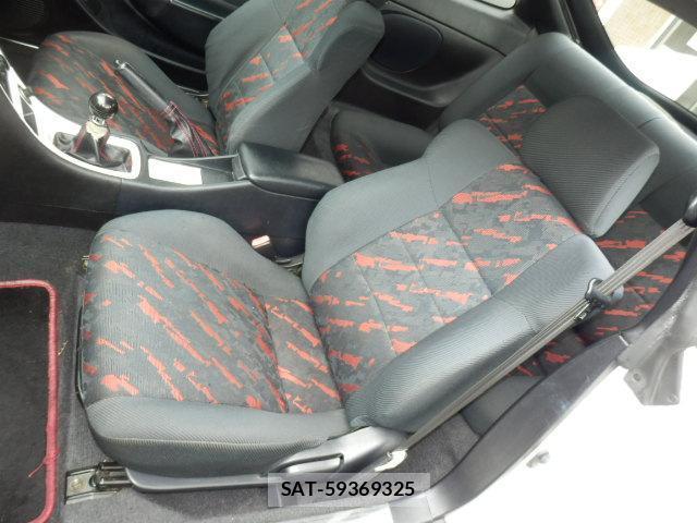 Toyota CELICA 1998-01 8223272-13