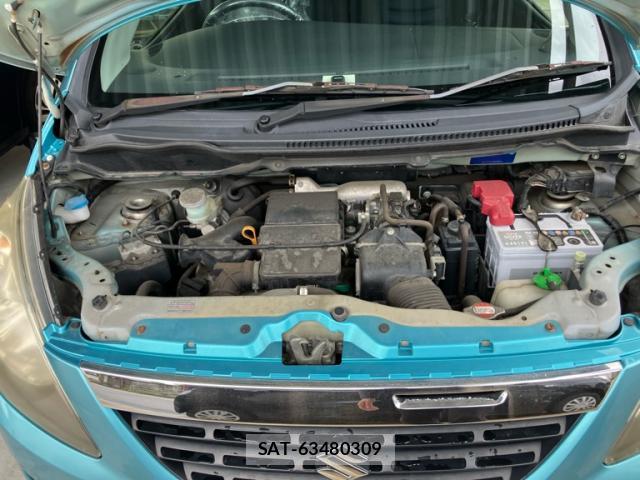 Suzuki CERVO 2007-07 8218396-8
