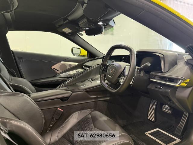 Chevrolet CORVETTE 2021-07 8221071-3