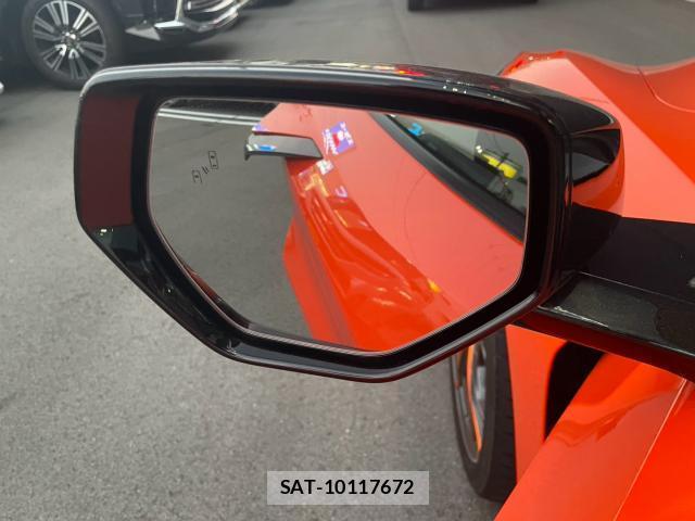 Chevrolet CORVETTE 2021-09 8221077-15