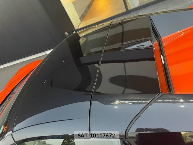 Chevrolet CORVETTE 2021-09 8221077-17