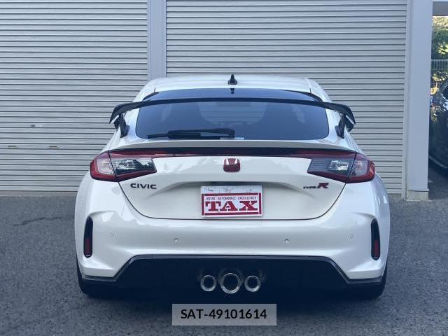 Honda CIVIC 2025-04 8216230-17