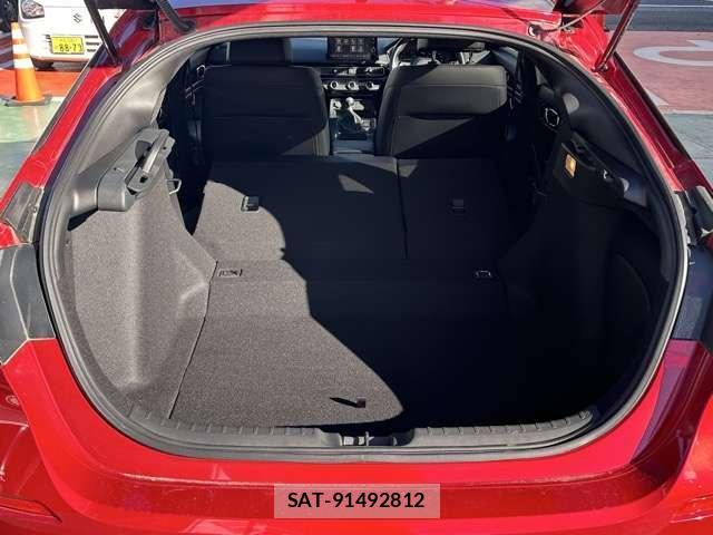 Honda CIVIC 2021-11 8218260-10