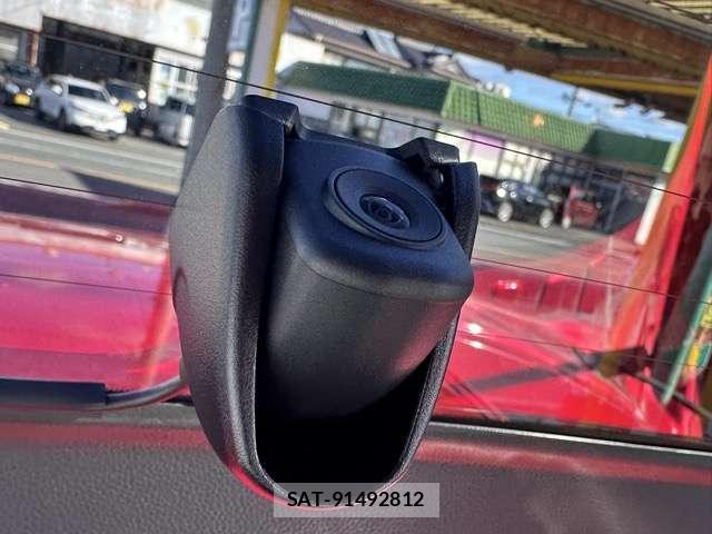 Honda CIVIC 2021-11 8218260-11