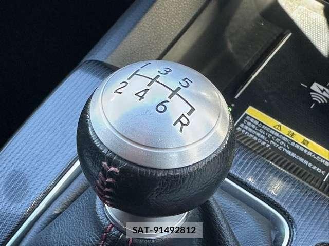Honda CIVIC 2021-11 8218260-6