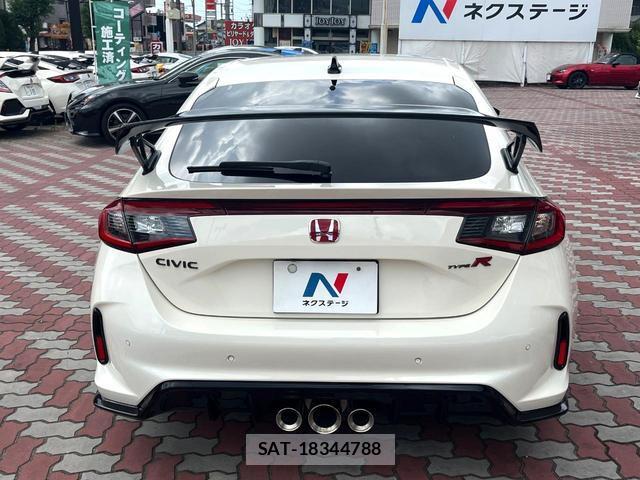 Honda CIVIC 2025-03 8219484-12