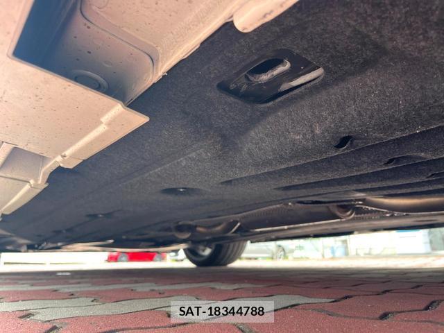 Honda CIVIC 2025-03 8219484-18